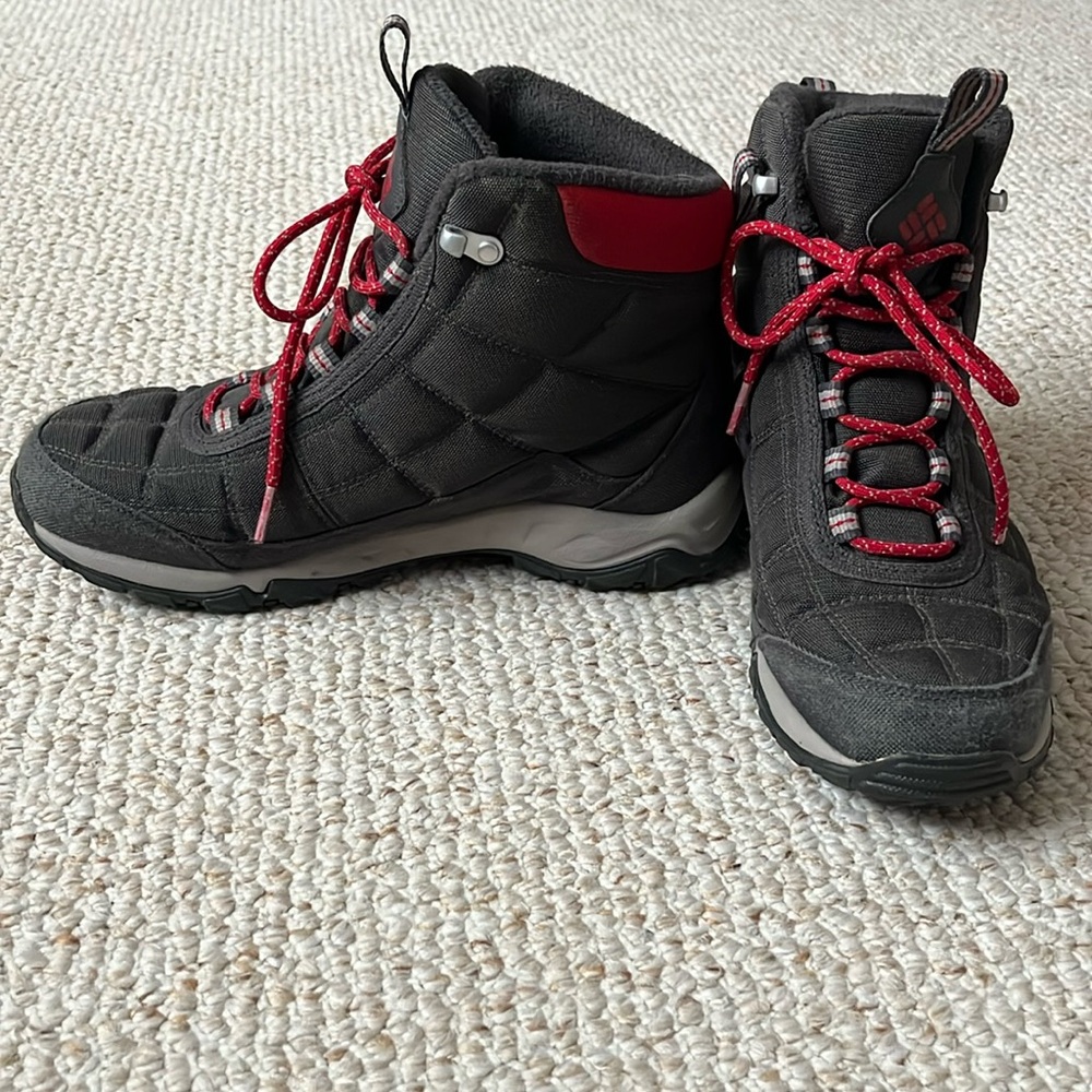 Columbia waterproof hiking boots